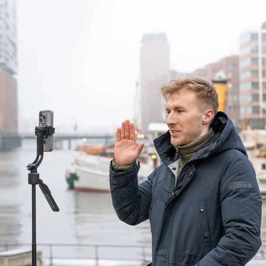 TRIPODE CON SEGUIMIENTO FACIAL